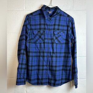 Eddie Bauer Woman’s Flannel Blue Casual Button Up Long Sleeve Shirt Size Medium